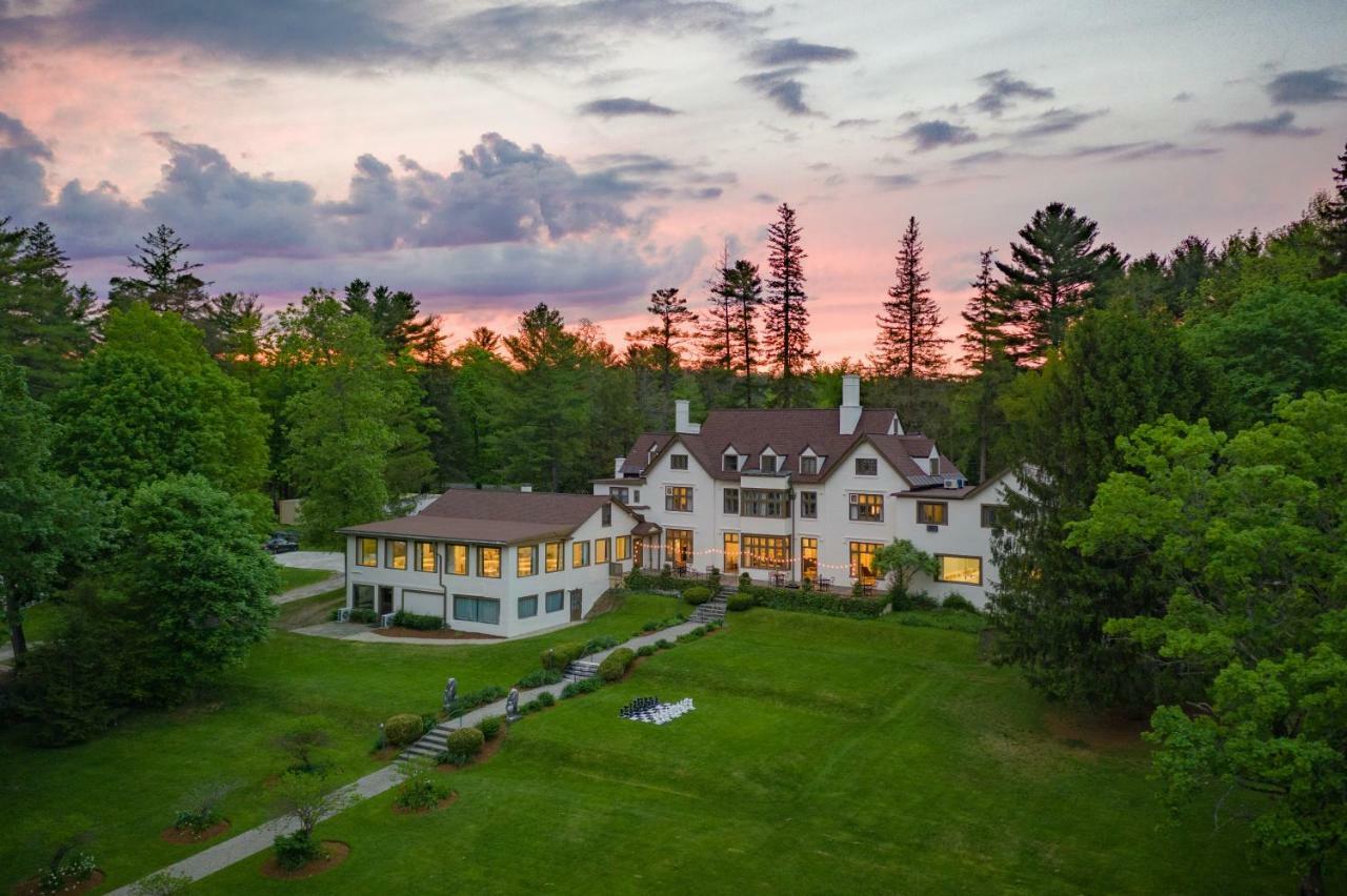 Seven Hills Inn Lenox Exteriör bild